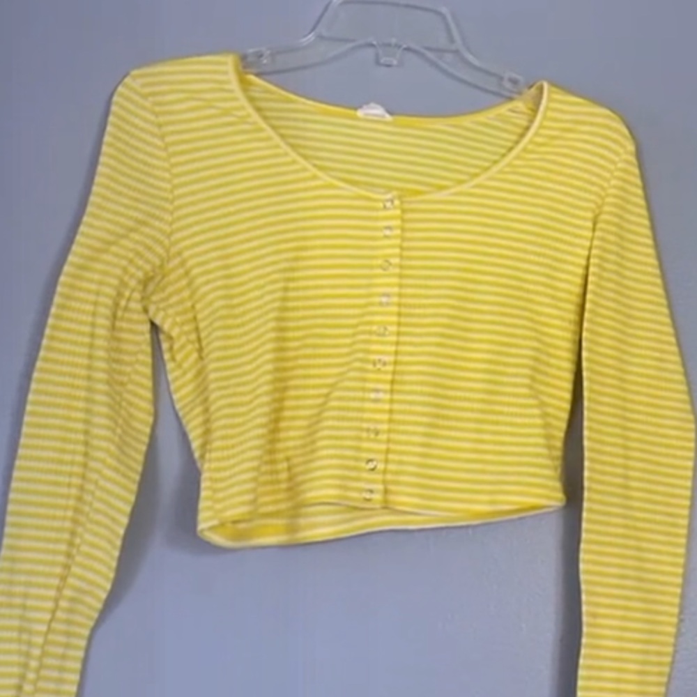 cropped yellow long sleeve